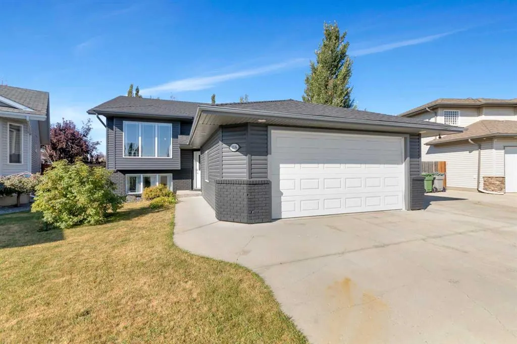 3106 66 Avenue Court