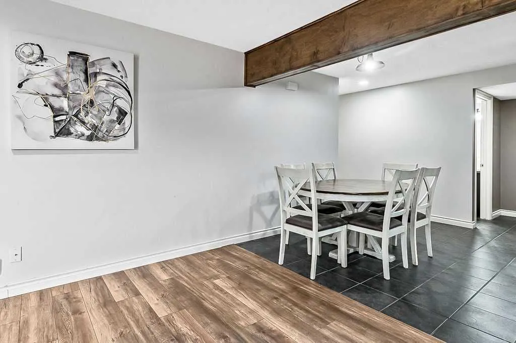 1957 High Country Drive NW