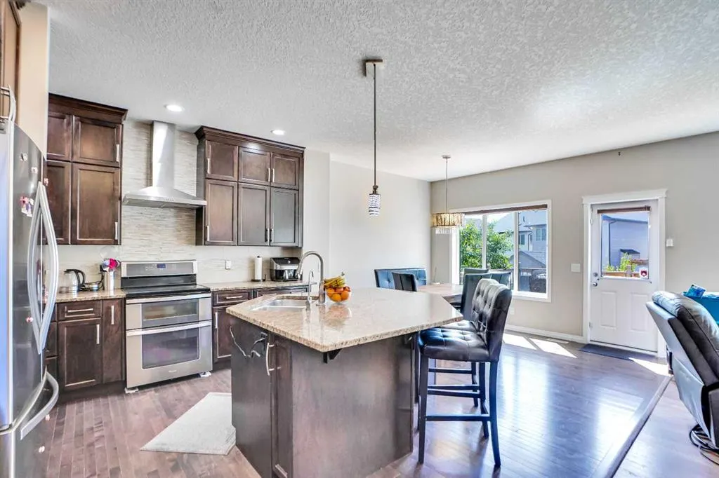 19 Hillcrest Link SW