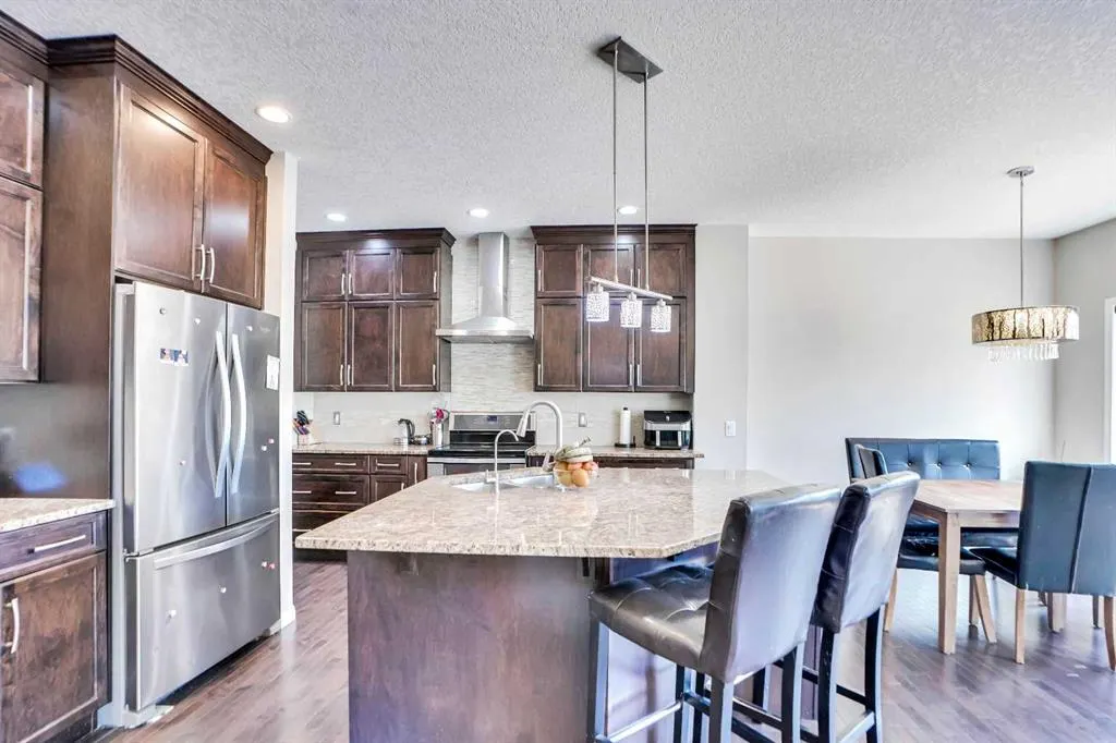 19 Hillcrest Link SW