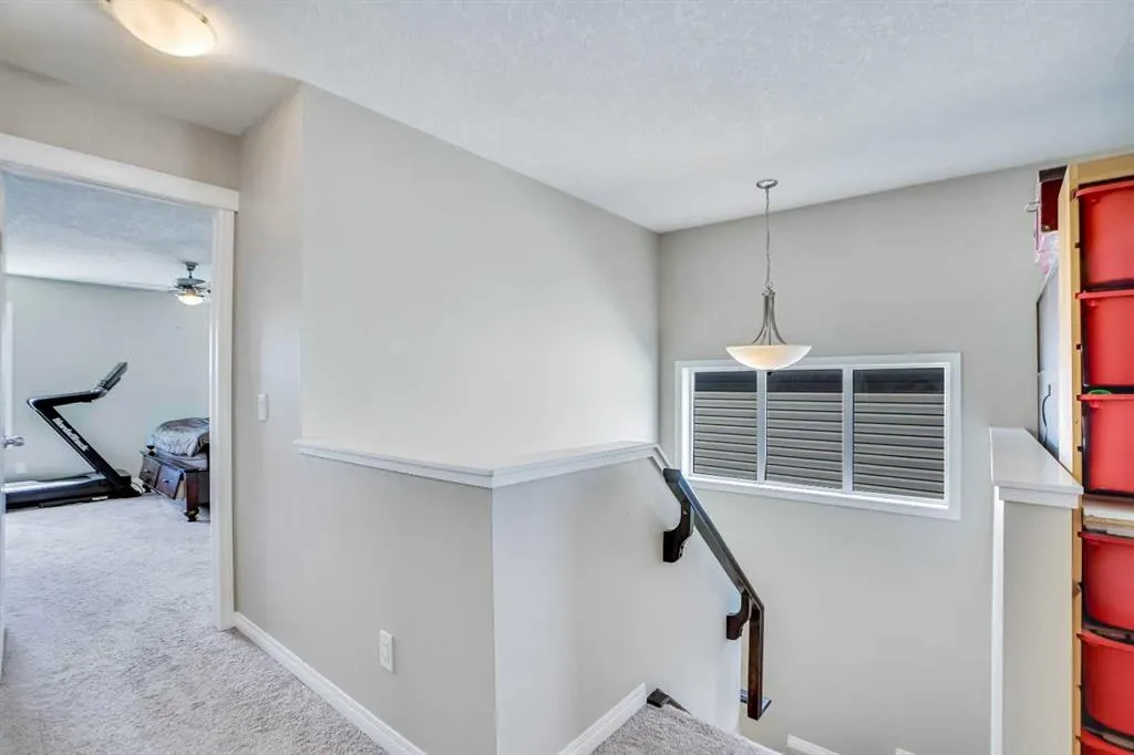 19 Hillcrest Link SW