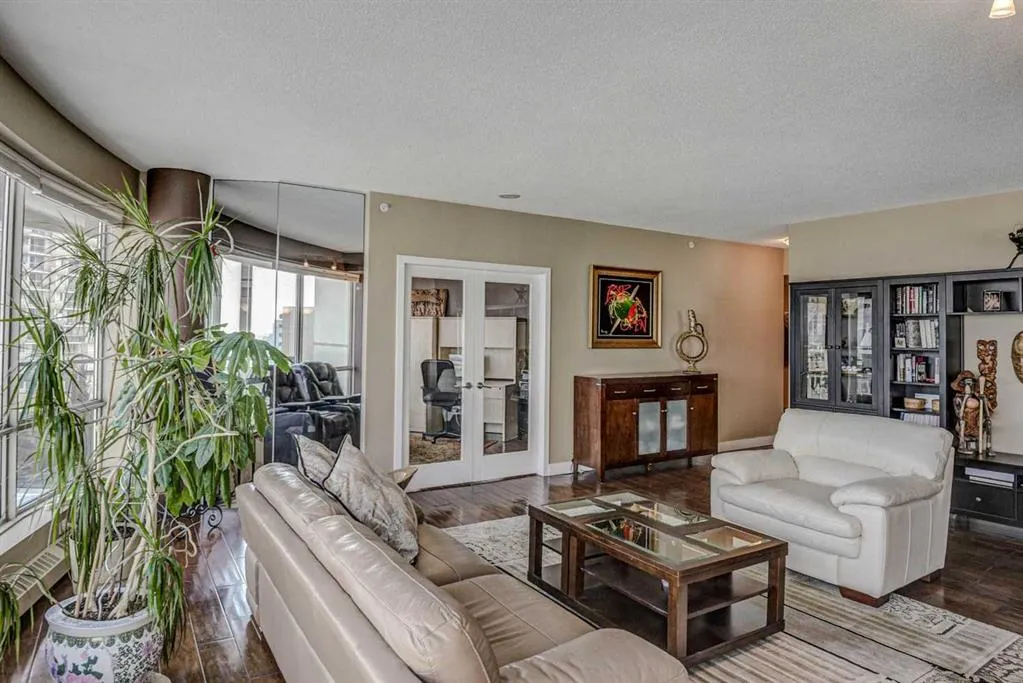 1078 6 Avenue SW, #2401