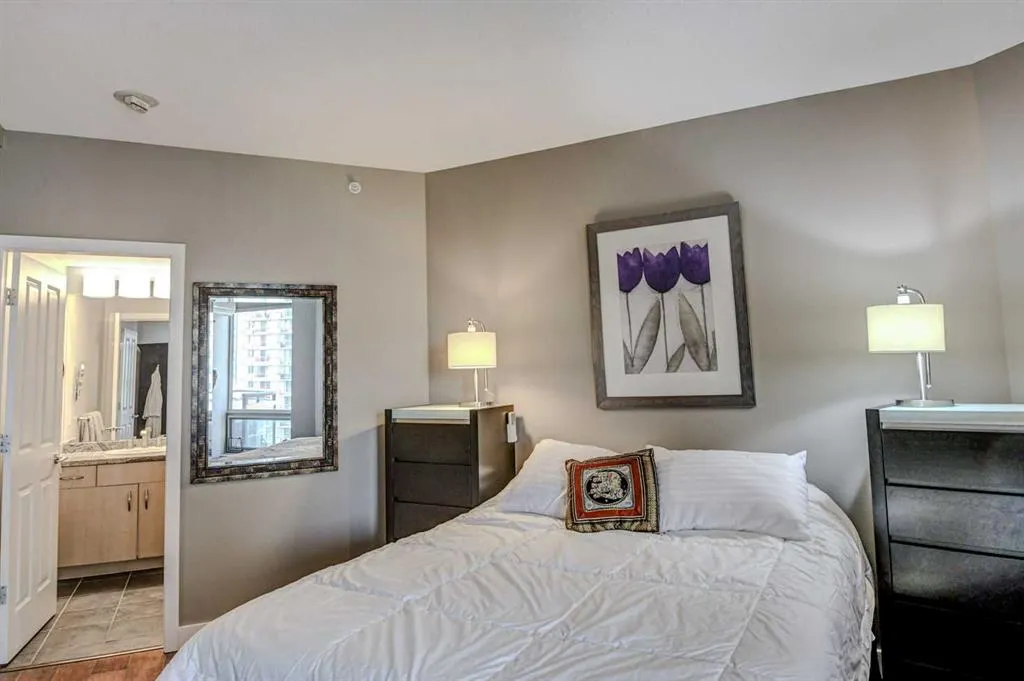 1078 6 Avenue SW, #2401