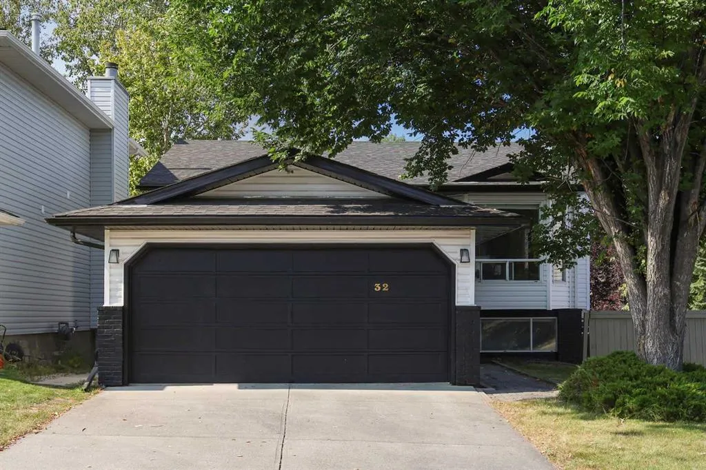 32 Rivercroft Close SE