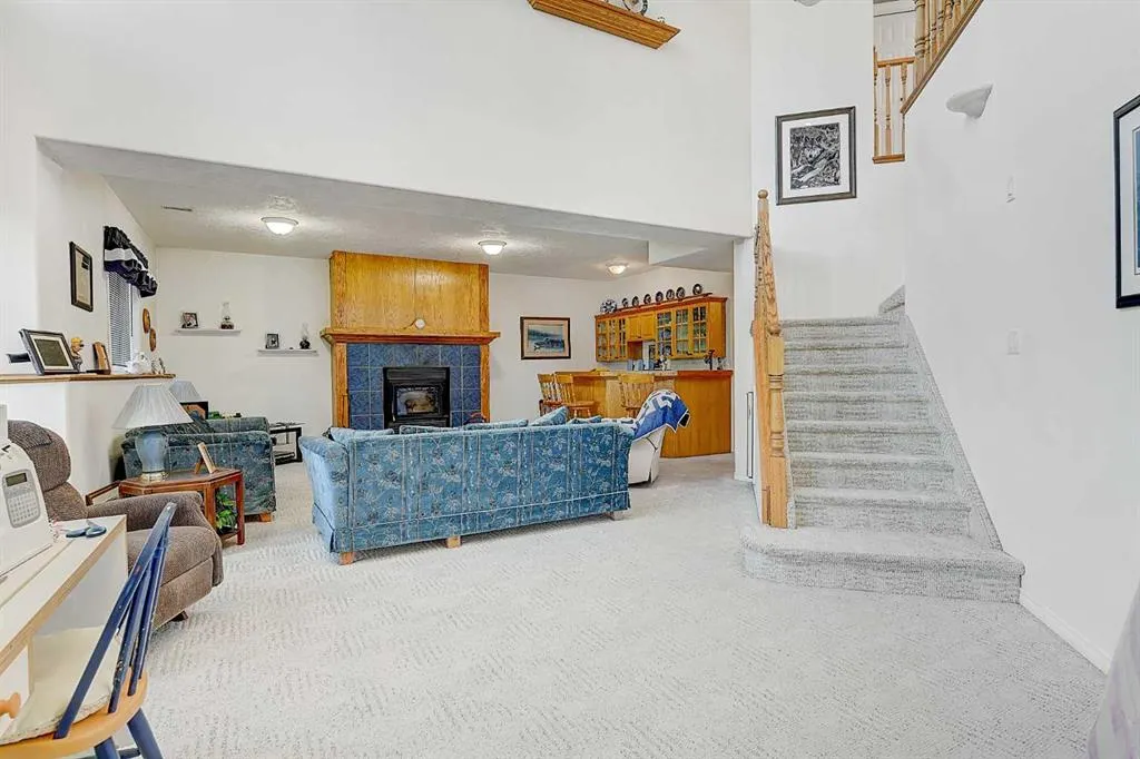 1109 Hayfield Drive