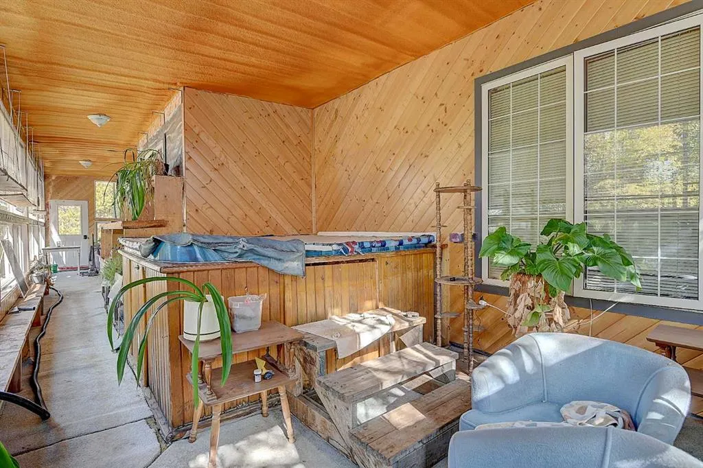 1109 Hayfield Drive