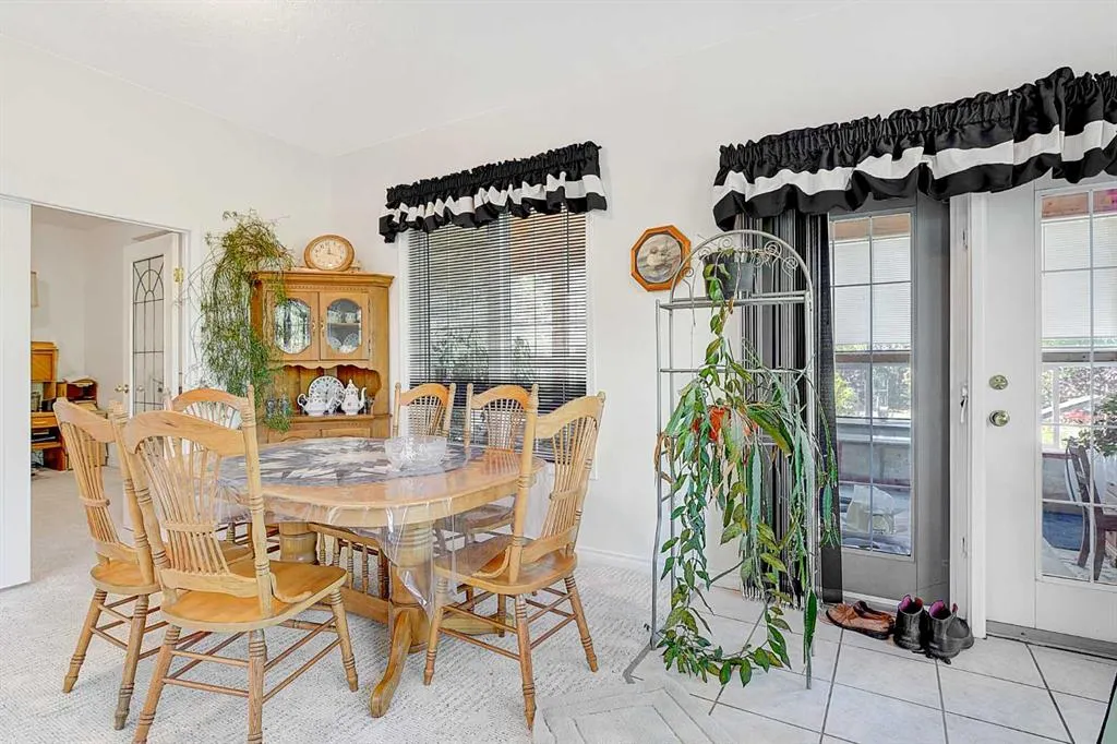 1109 Hayfield Drive