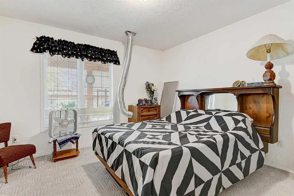 1109 Hayfield Drive