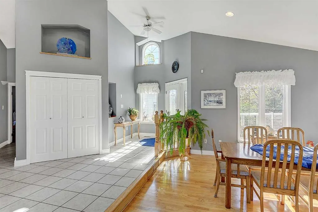 1109 Hayfield Drive