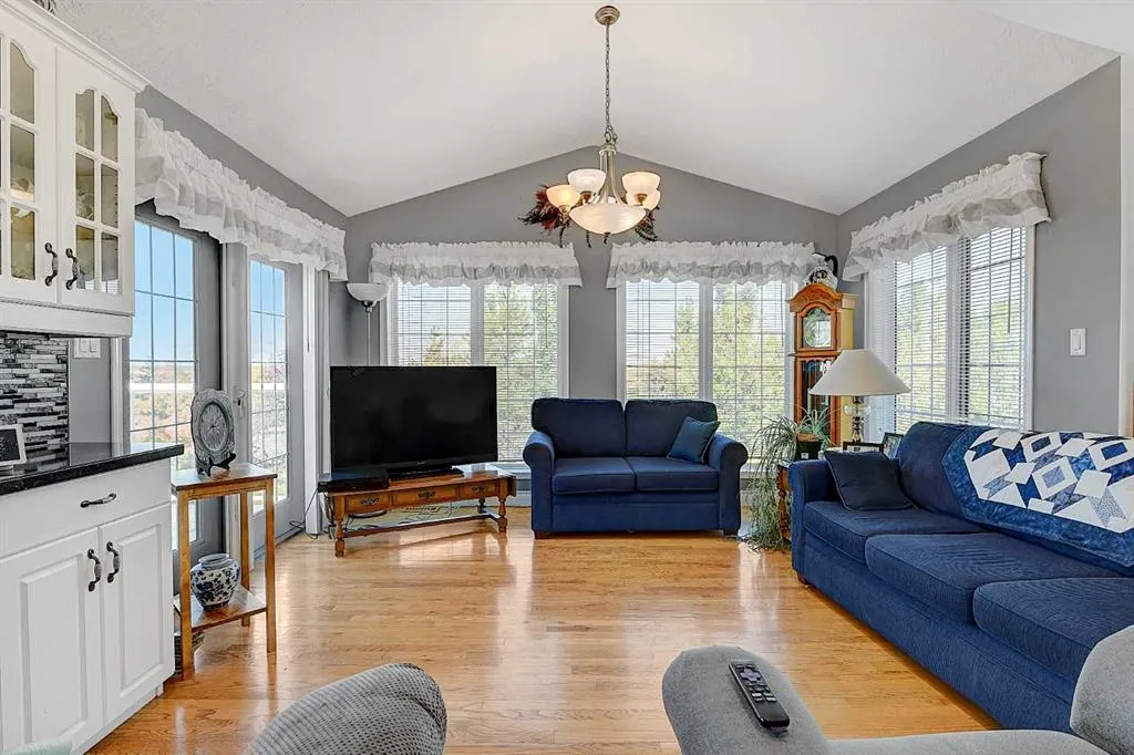 1109 Hayfield Drive