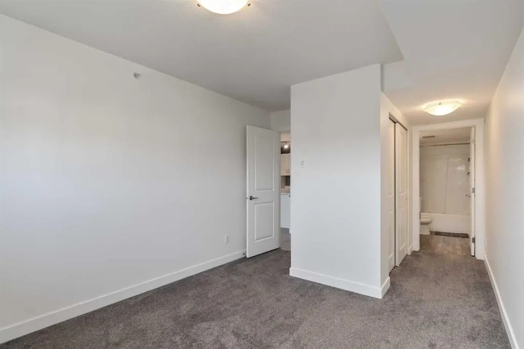 115 Denholm Gate, #409