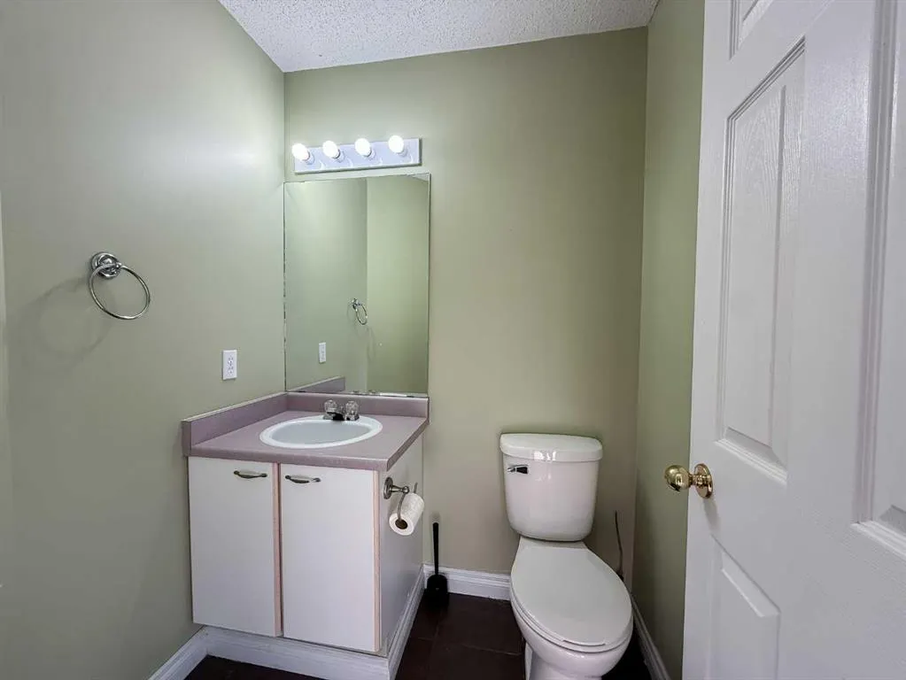 465 Makenny Street, #17