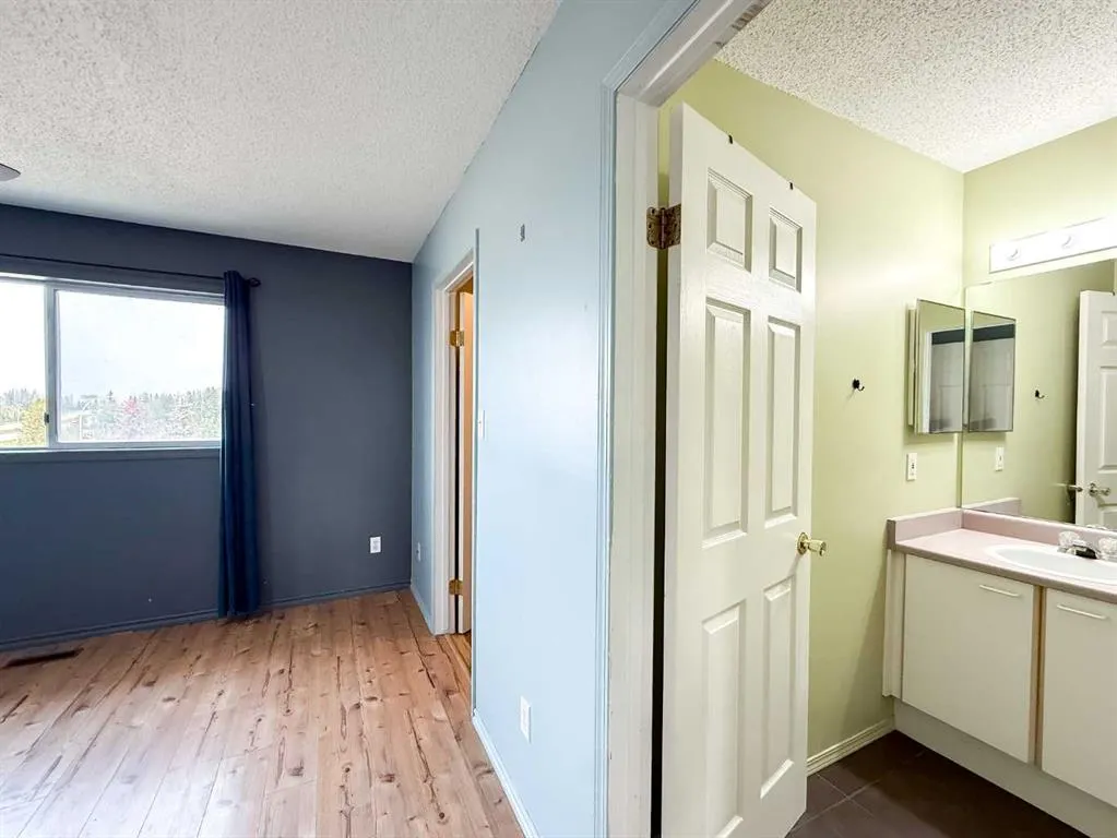 465 Makenny Street, #17