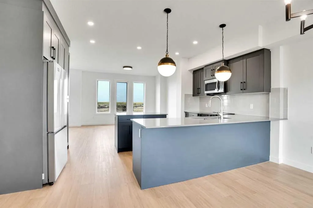 145 CHELSEA Mews, #54