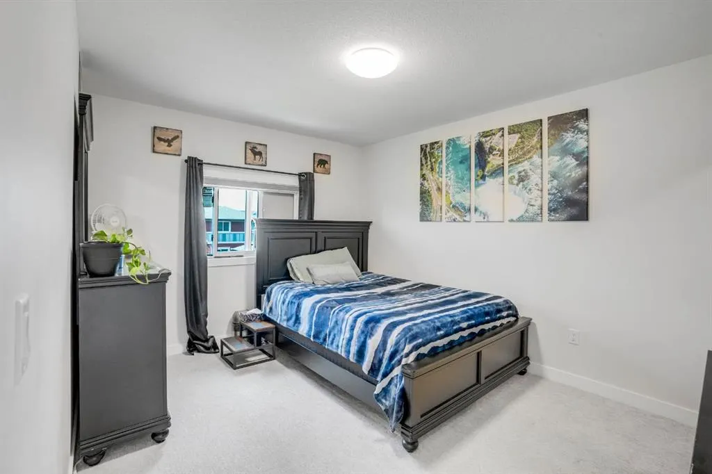28 Midtown Close SW