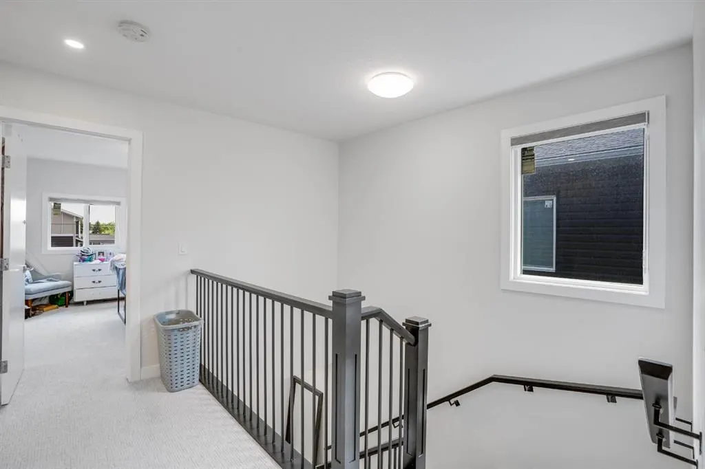 28 Midtown Close SW