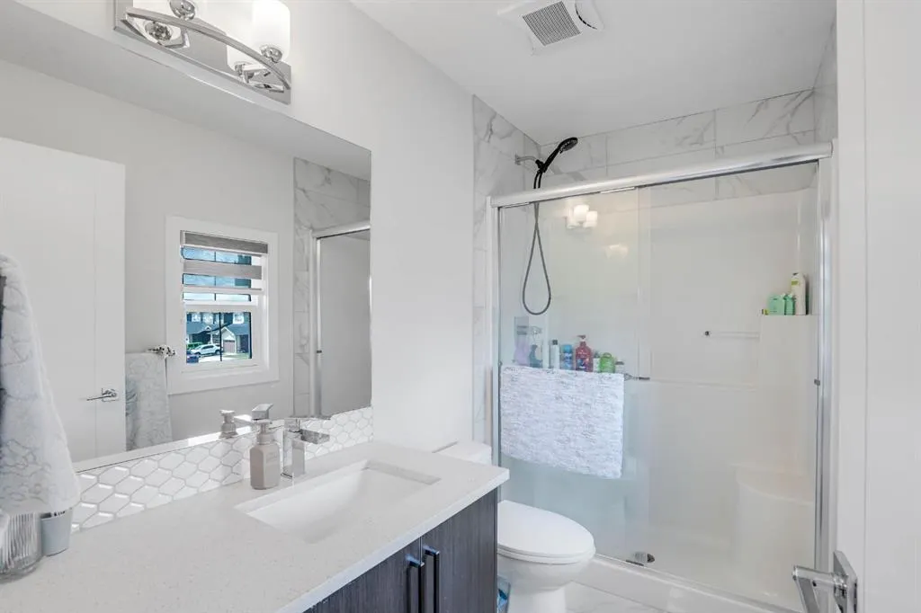28 Midtown Close SW