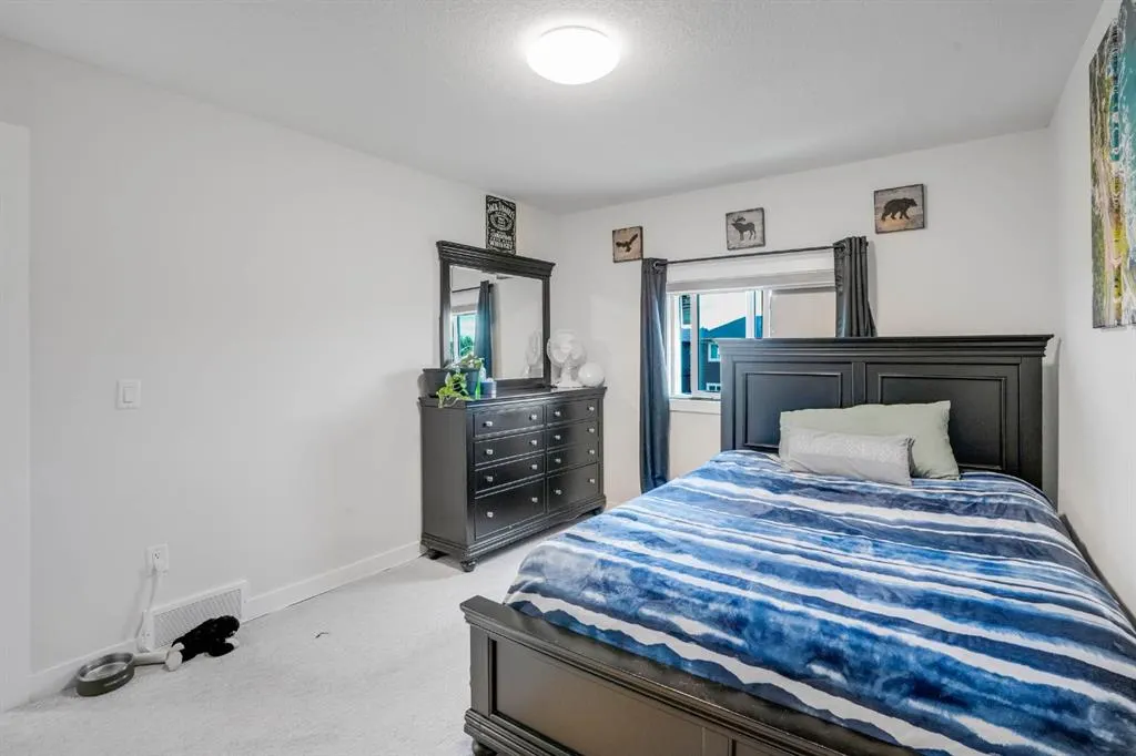 28 Midtown Close SW