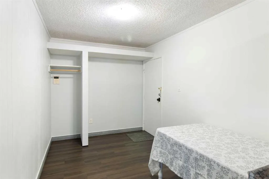 2137 17 Street SW, #107