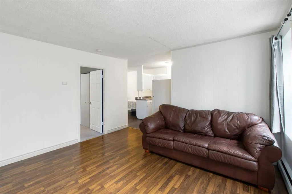2137 17 Street SW, #107