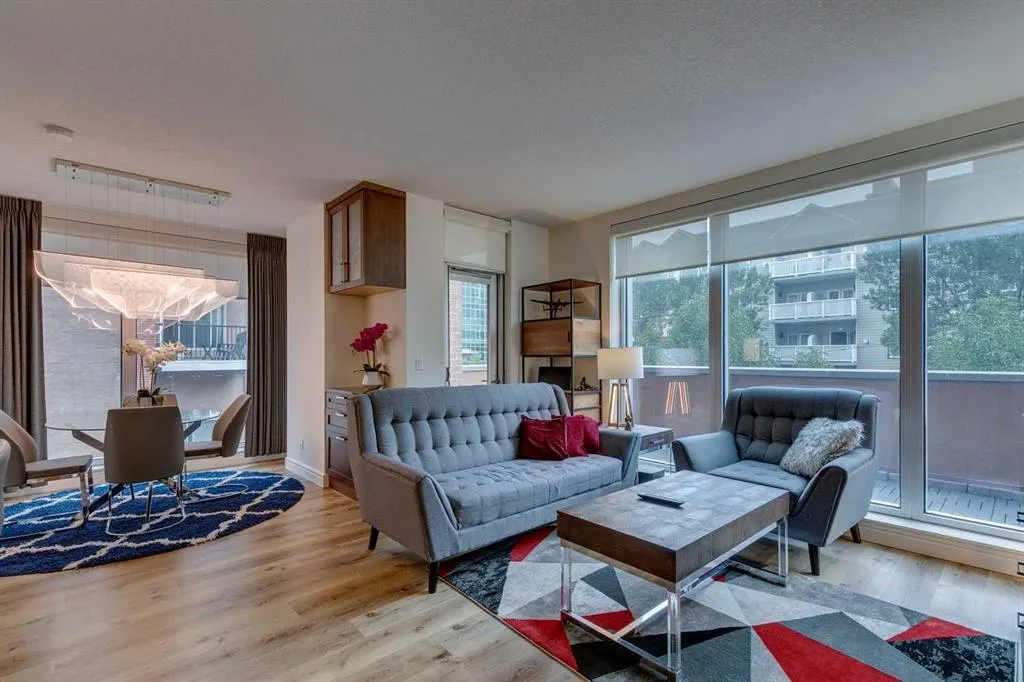 817 15 Avenue SW, #207