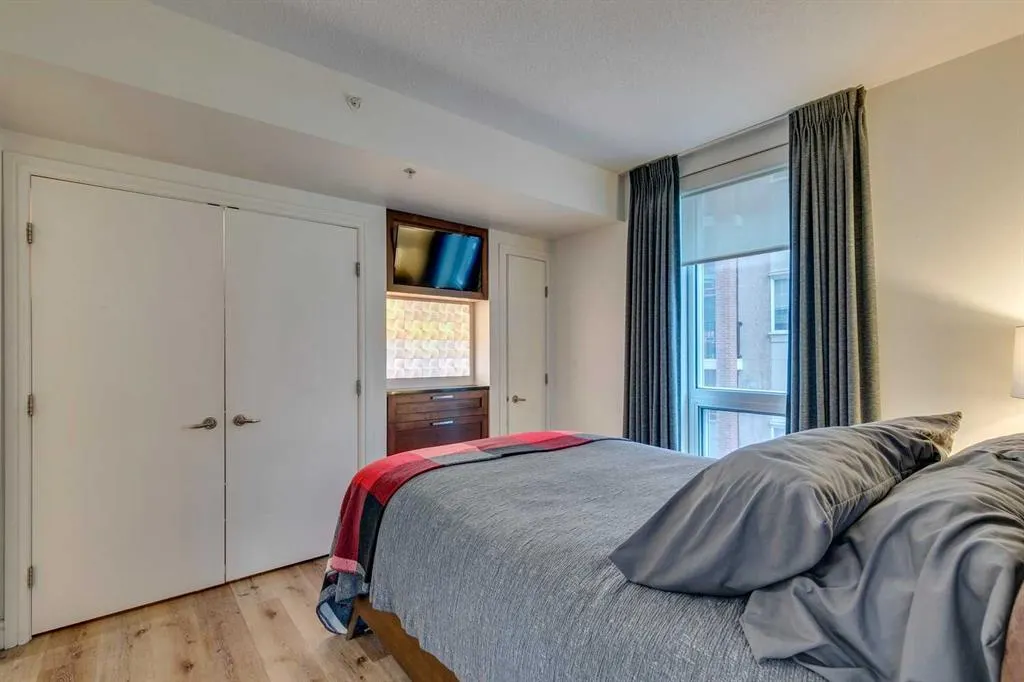 817 15 Avenue SW, #207