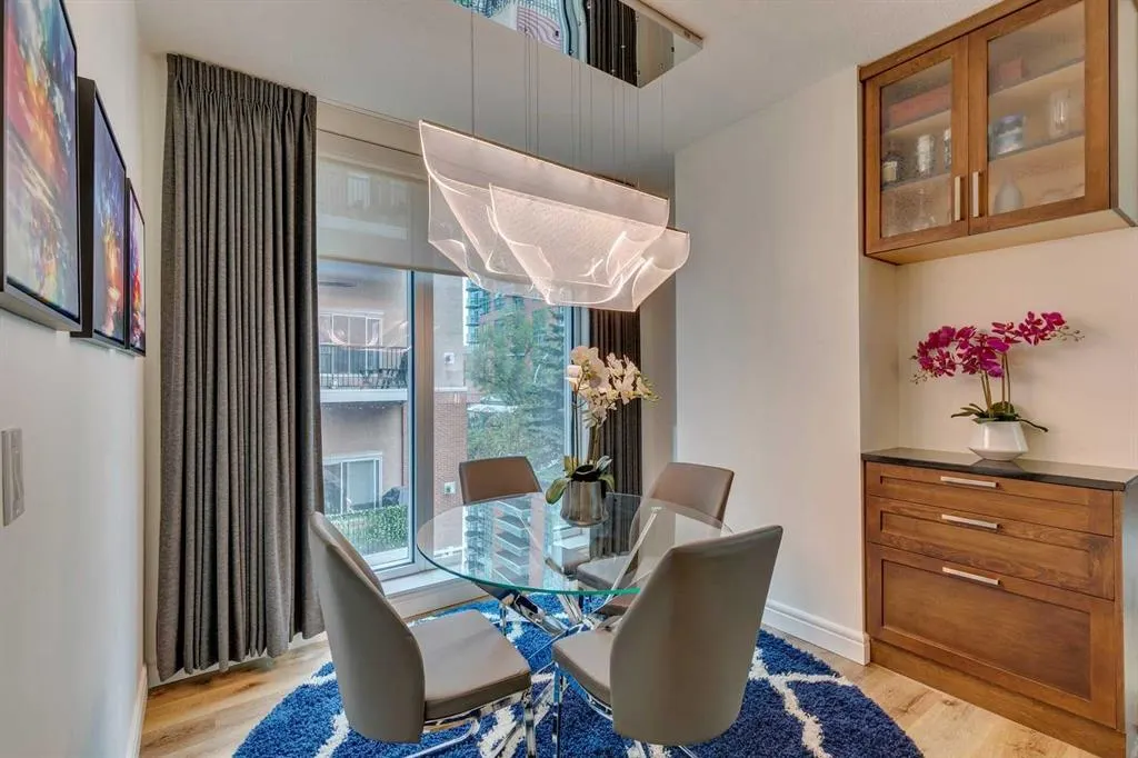 817 15 Avenue SW, #207