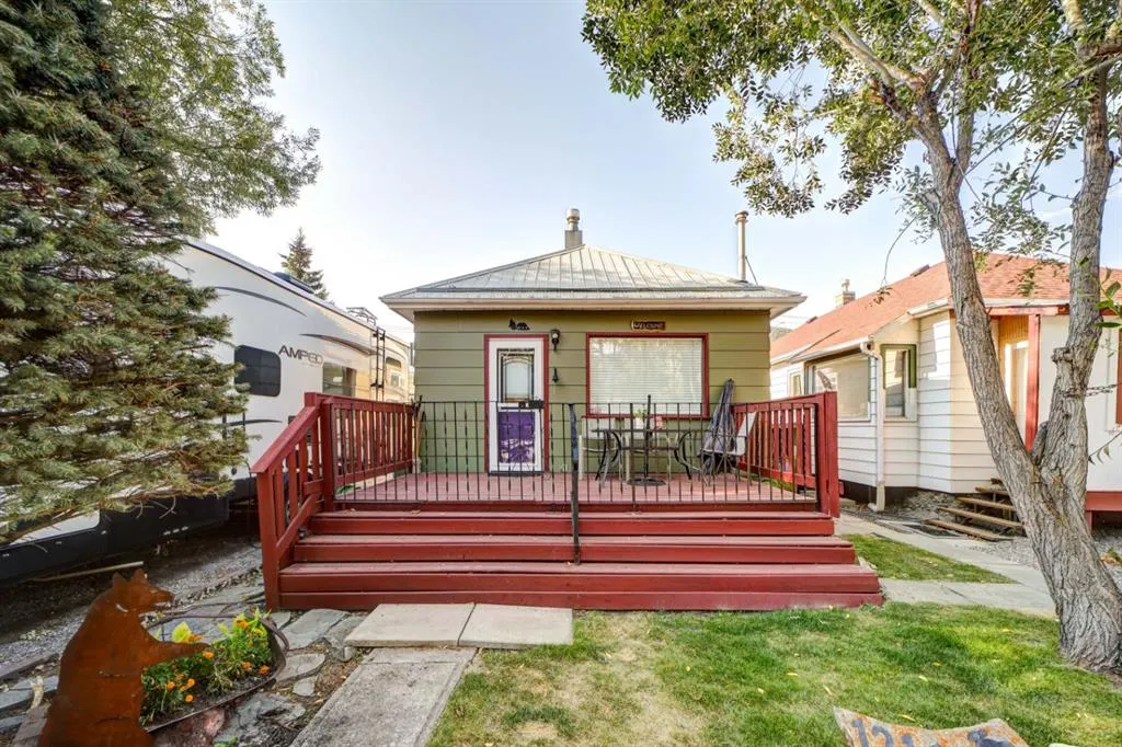 12130 22 Avenue