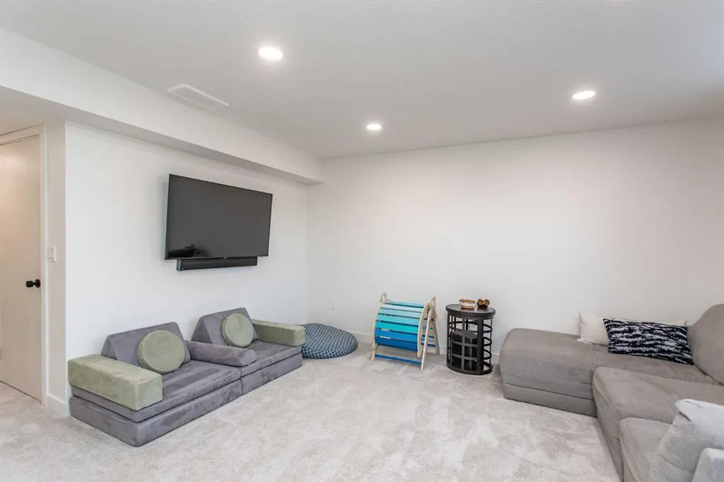 5641 Vista Trail