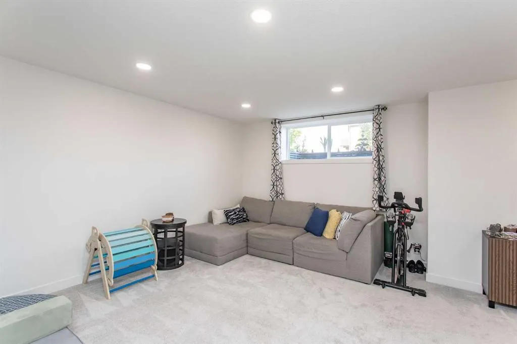 5641 Vista Trail