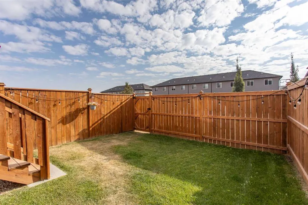 5641 Vista Trail