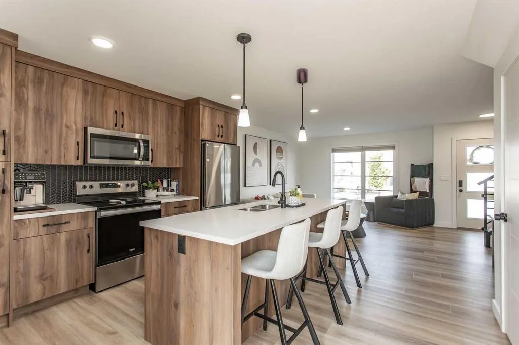 5641 Vista Trail