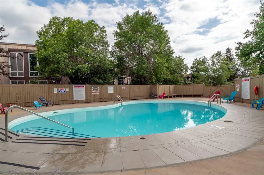 8948 Elbow Drive SW, #285