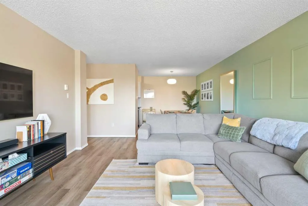 8948 Elbow Drive SW, #285
