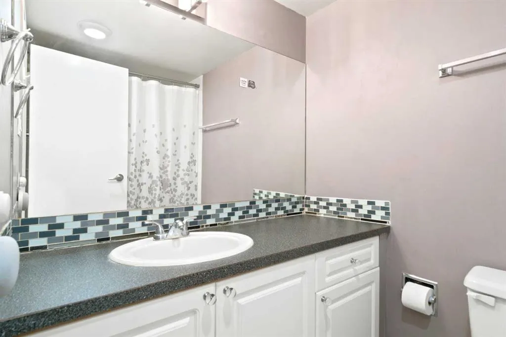 8948 Elbow Drive SW, #285
