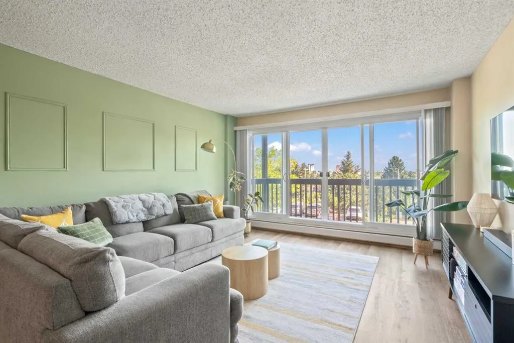 8948 Elbow Drive SW, #285