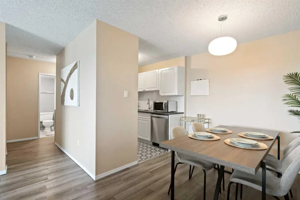 8948 Elbow Drive SW, #285