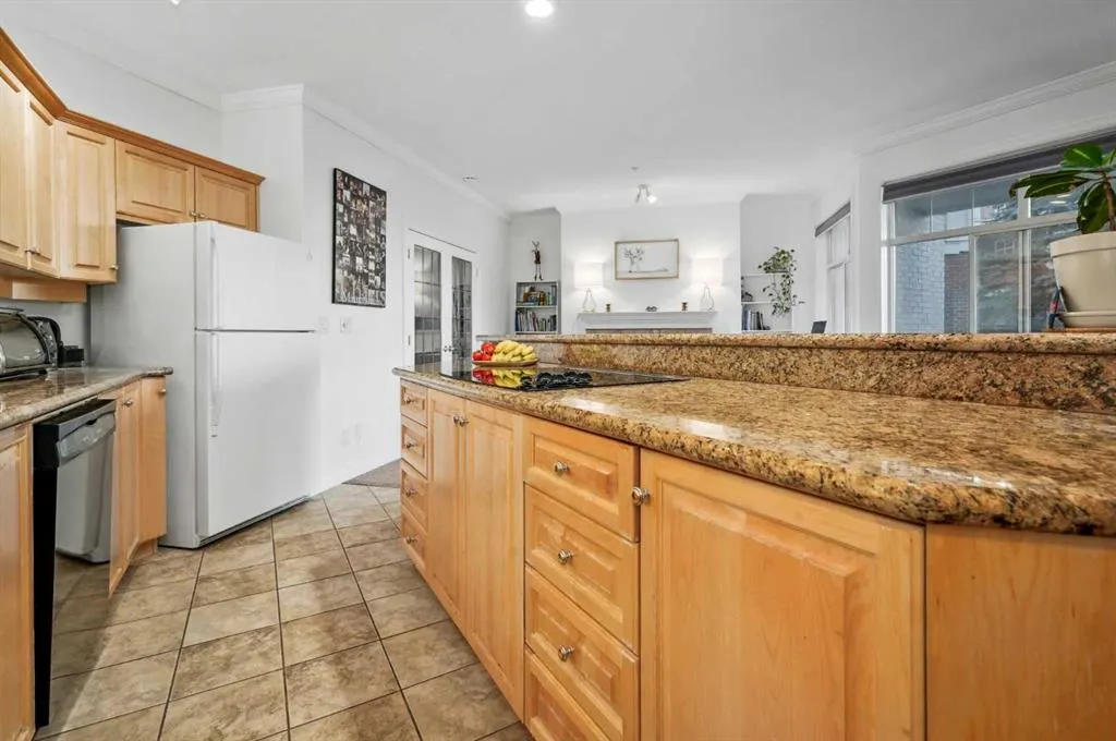 60 24 Avenue SW, #210
