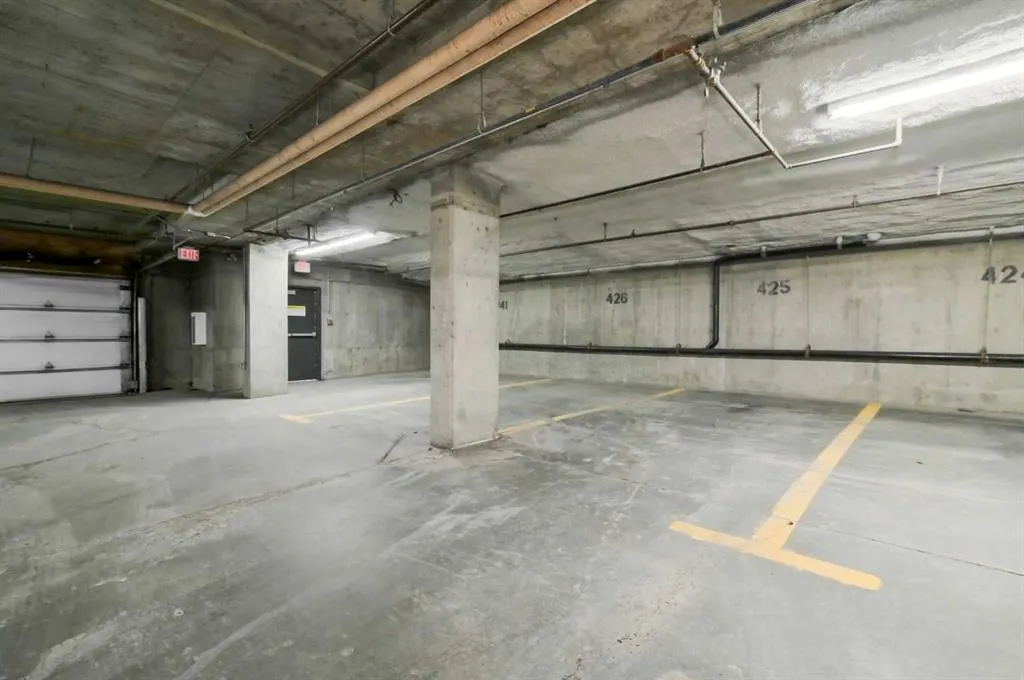 60 24 Avenue SW, #210