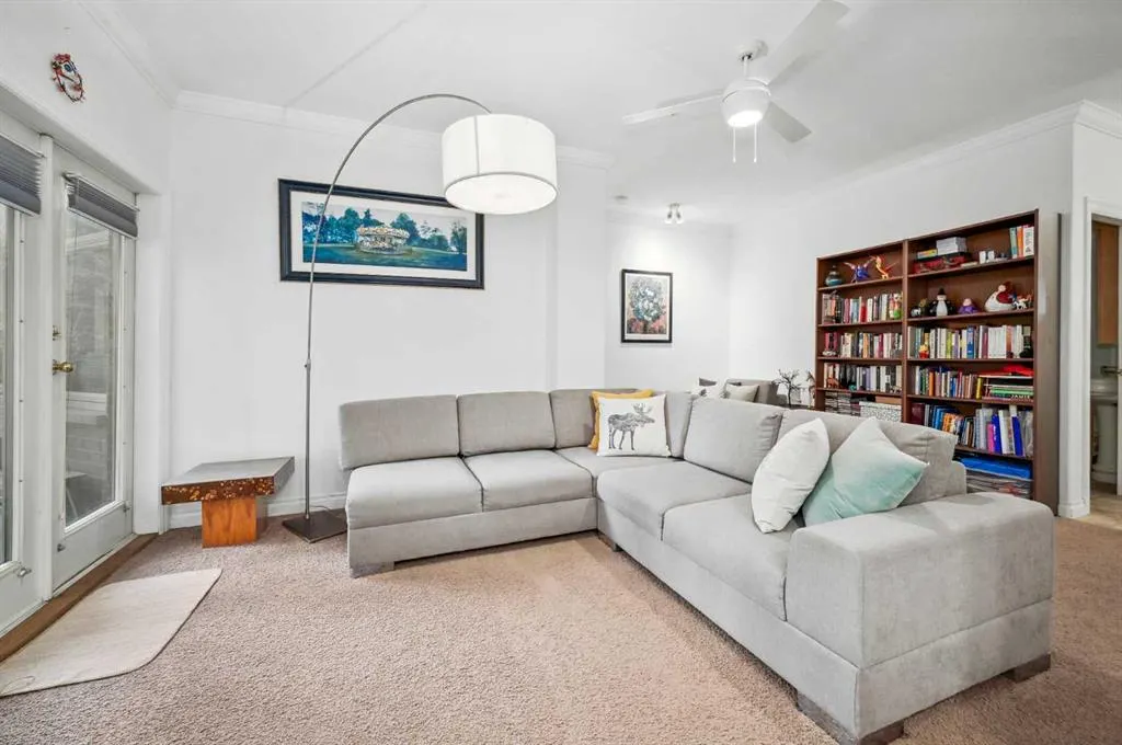 60 24 Avenue SW, #210