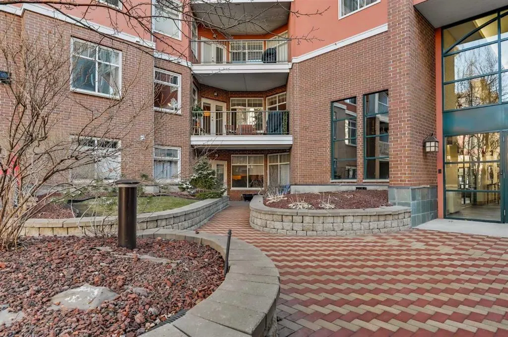 60 24 Avenue SW, #210