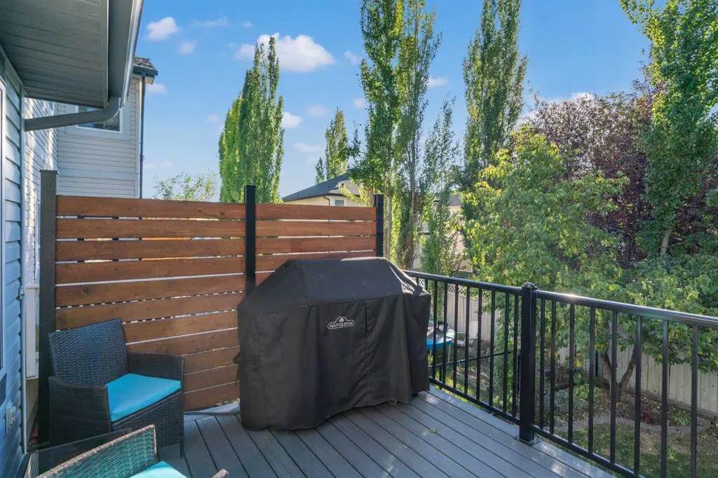 45 Mt Douglas Close SE