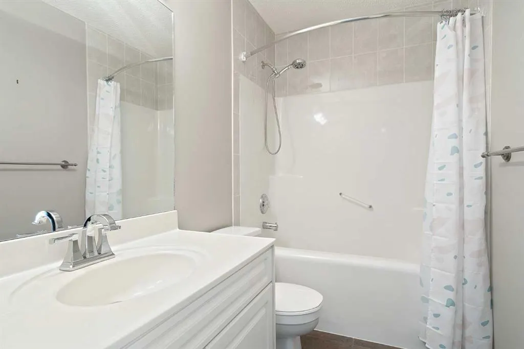45 Mt Douglas Close SE