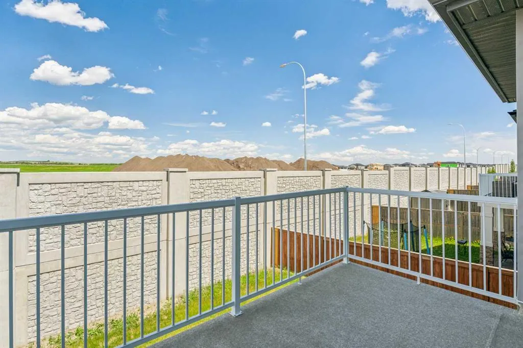152 Evansborough Way NW