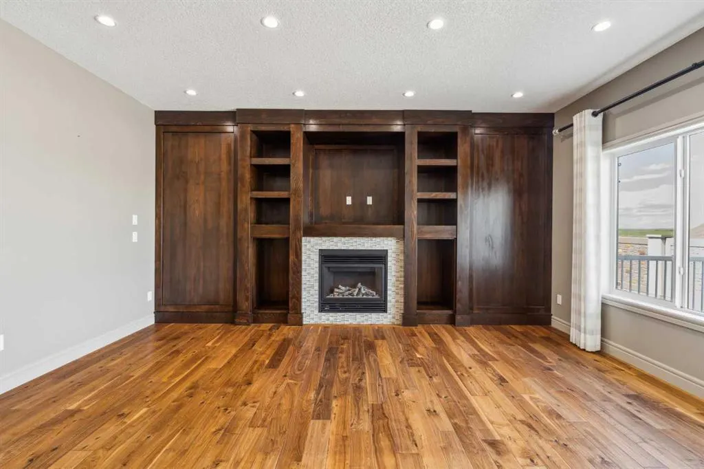152 Evansborough Way NW
