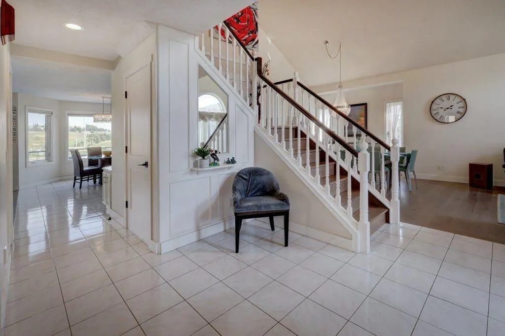 148 Hidden Valley Place NW