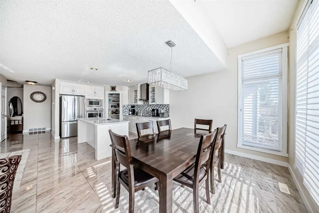 41 Covette Bay NE