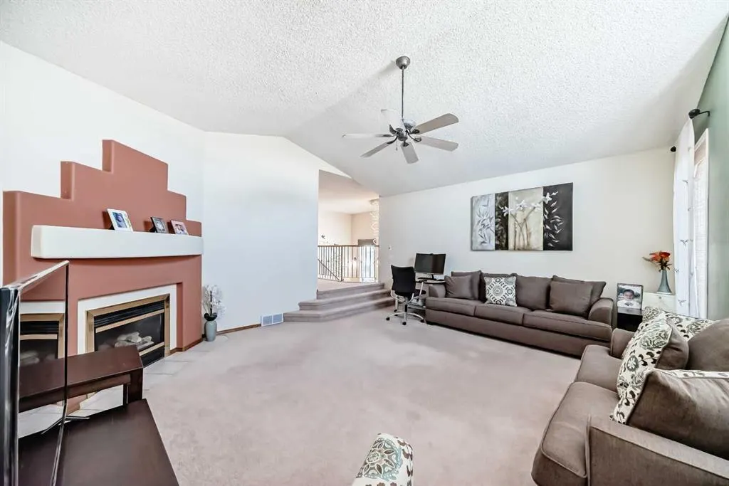 41 Covette Bay NE