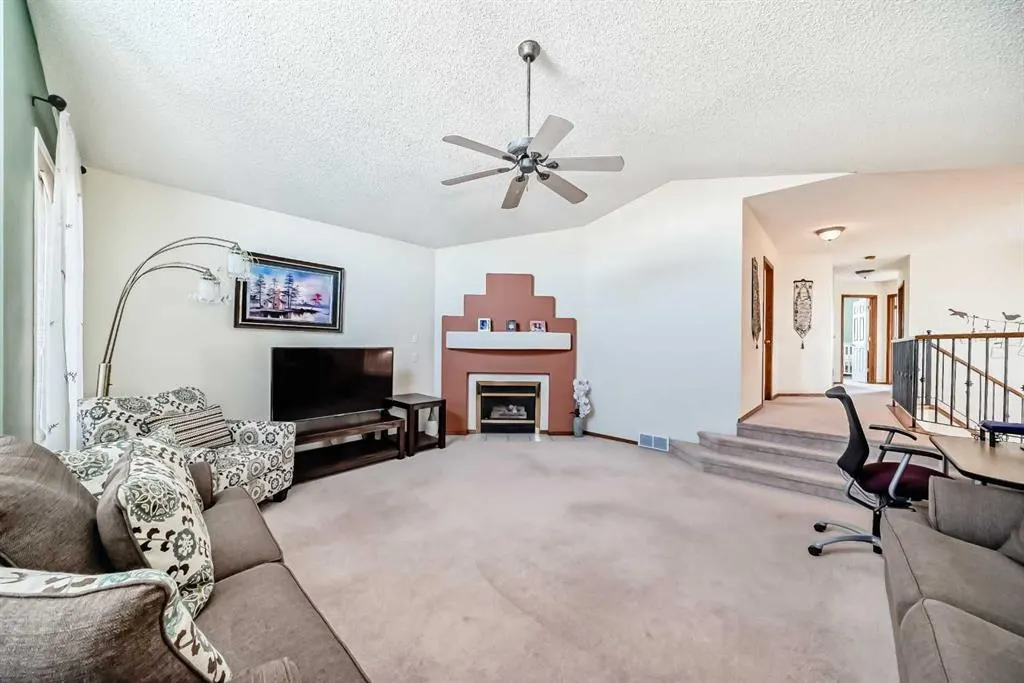 41 Covette Bay NE