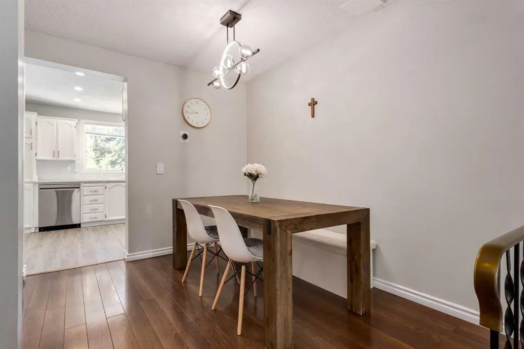 1111 Canterbury Drive SW, #4